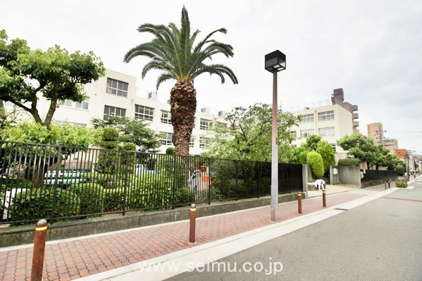 中学校 【中学校】大阪市立鯰江中学校まで600m