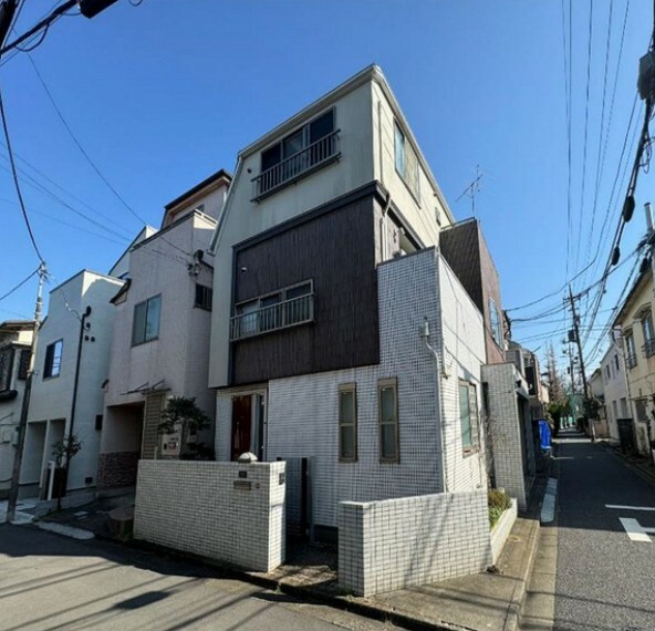 外観写真 丸の内線「東高円寺駅」駅徒歩12分！蚕糸の森公園まで750m！自然を感じられる環境です