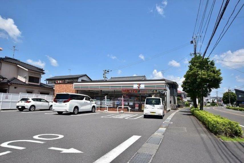 コンビニ セブンイレブン桜ヶ丘2丁目店【セブンイレブン桜ヶ丘2丁目店】鹿児島市桜ヶ丘2丁目にあるコンビニです。設備・サービス　ATM、マルチコピー機、お会計セルフレジ、店舗留置サービスなど