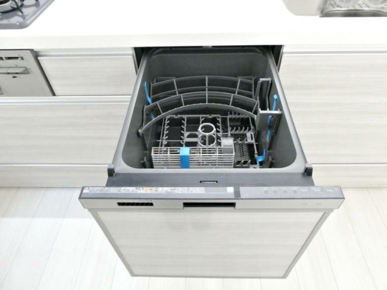 【施工例】食器洗浄乾燥機は時間のかかる食器洗いを楽にしてくれる上に水道代も安くなるスグレモノ