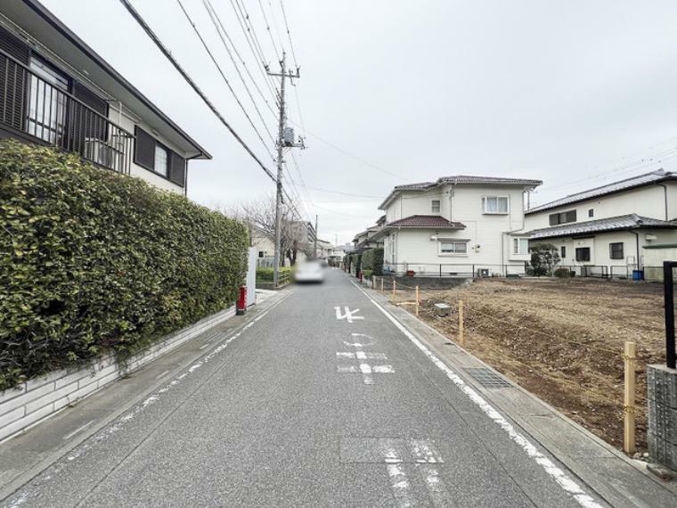 現況写真 車の通りも少ない閑静な住宅地。子育てにも、第二の人生にも。