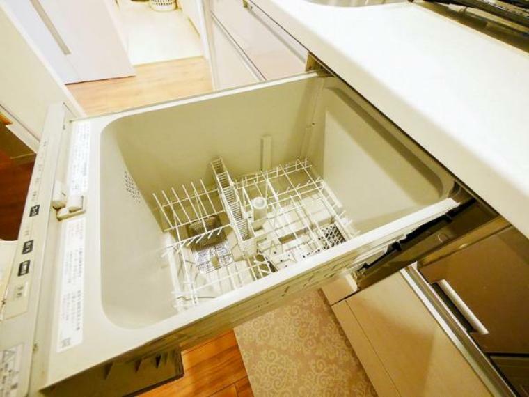 【食器洗浄機】 家事の時短になり家事効率をあげてくれます。