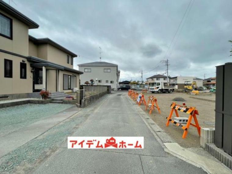 現況写真 住戸の前面道路