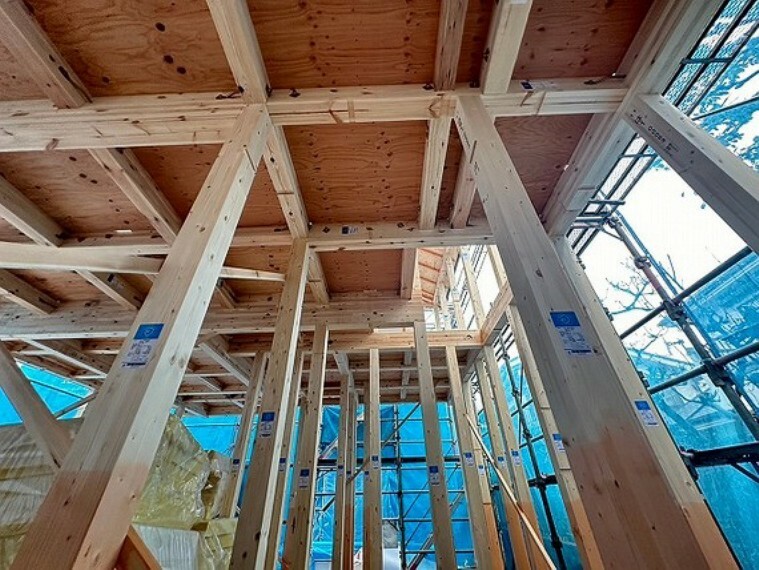 構造・工法・仕様 木造サイディング貼スレート葺2階建