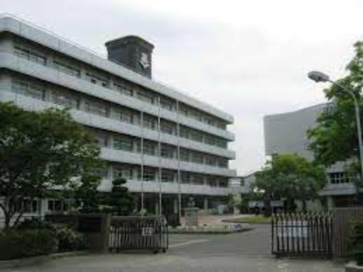 高校・高専 【高校】私立東海大学付属大阪仰星高校まで708m