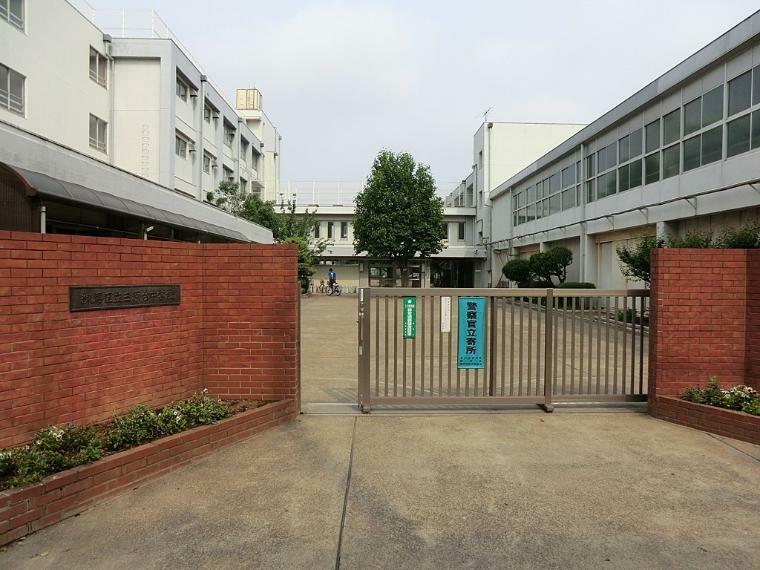 中学校 練馬区立三原台中学校