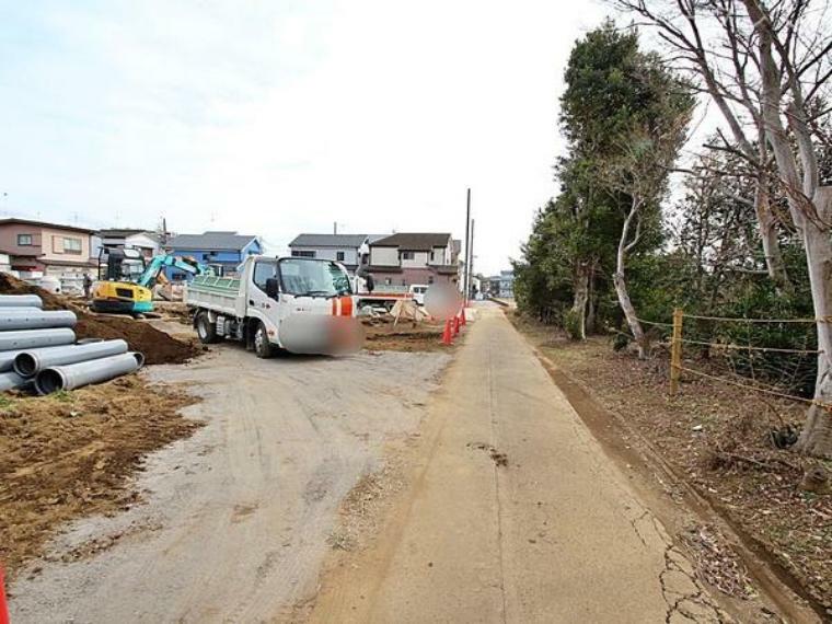 現況写真 前面道路は新設され約5mに拡大予定