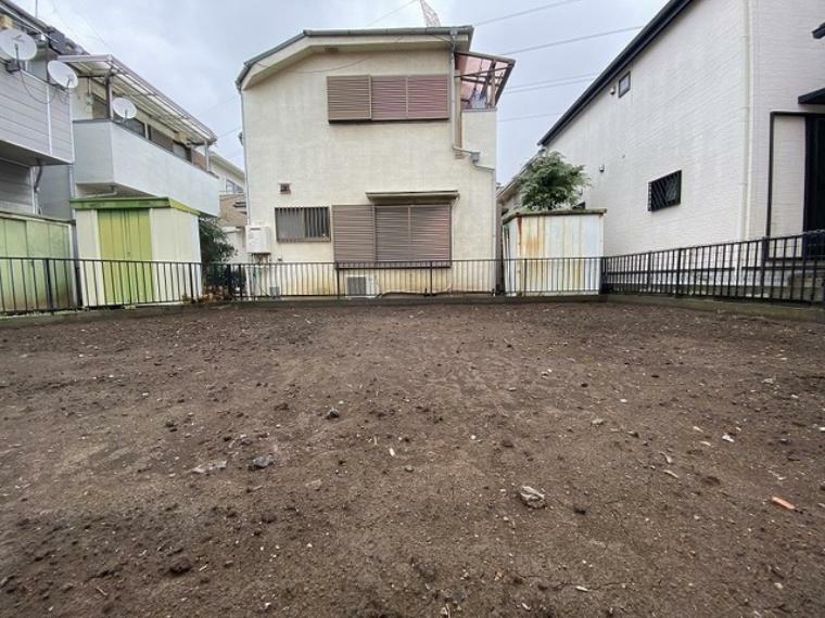 現況写真 周囲の街並みや空気感も住む上で大切な要素。現地でぜひ体感を。