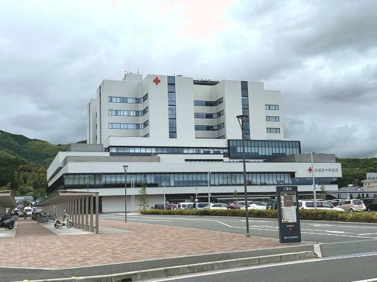 病院 【総合病院】高知赤十字病院まで678m