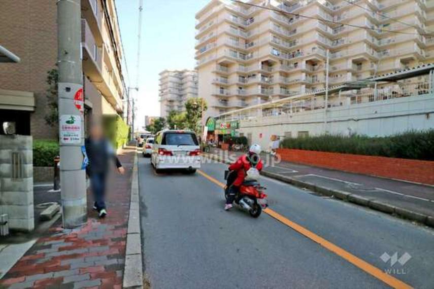 現況写真 敷地北側の前面道路