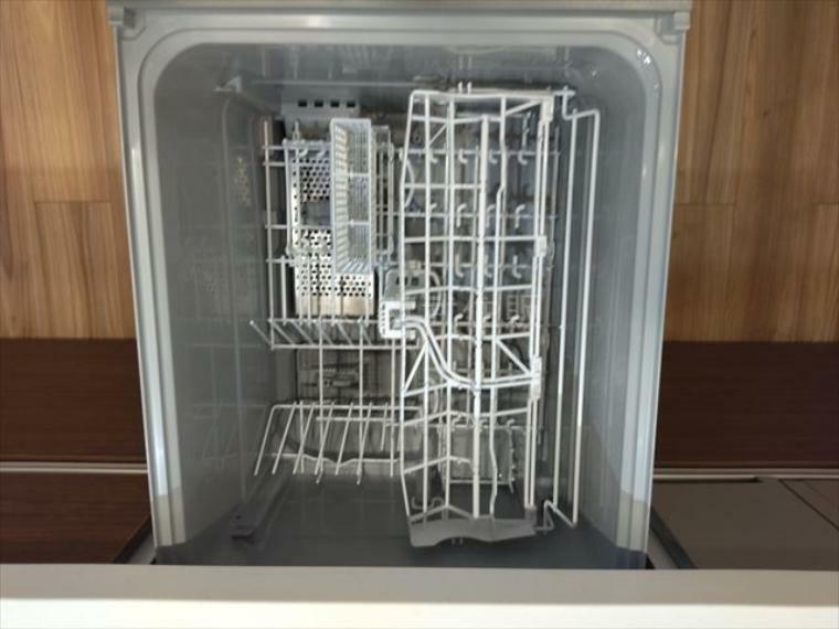 キッチン 洗い物の手間が省ける食洗機付き