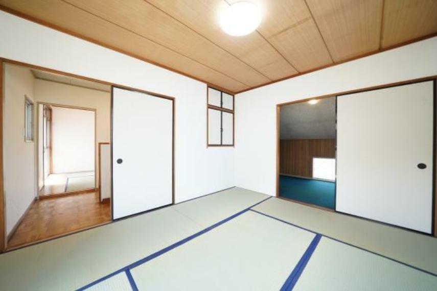 和室 使用用途のある6帖の和室となっており、生活に合わせてご使用可能なお部屋となっております。 襖張替え済！