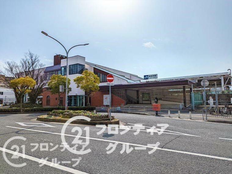 猪名寺駅（JR西日本 福知山線） 徒歩12分。