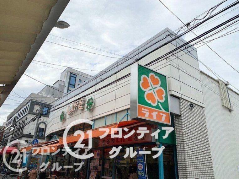 スーパー ライフ甲子園店 徒歩12分。