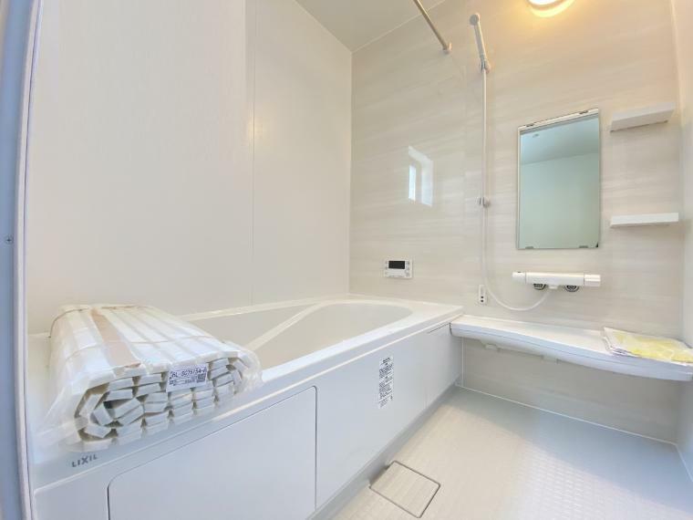 オートバスシステム・浴室暖房換気乾燥機を搭載した1坪タイプの浴室（同仕様）
