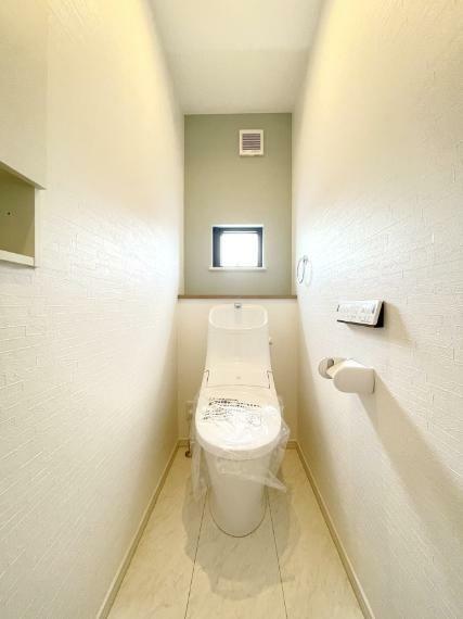 トイレ トイレは1階と3階それぞれに配置されていてとても便利です。