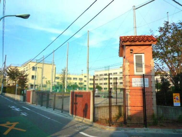 中学校 中野区立第二中学校