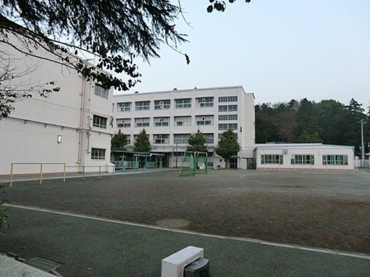 小学校 横浜市立岡津小学校 創立大正大正10年4月1日　（明治6年7月・岡津学舎）