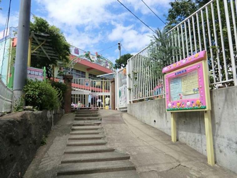 幼稚園・保育園 藤棚幼稚園