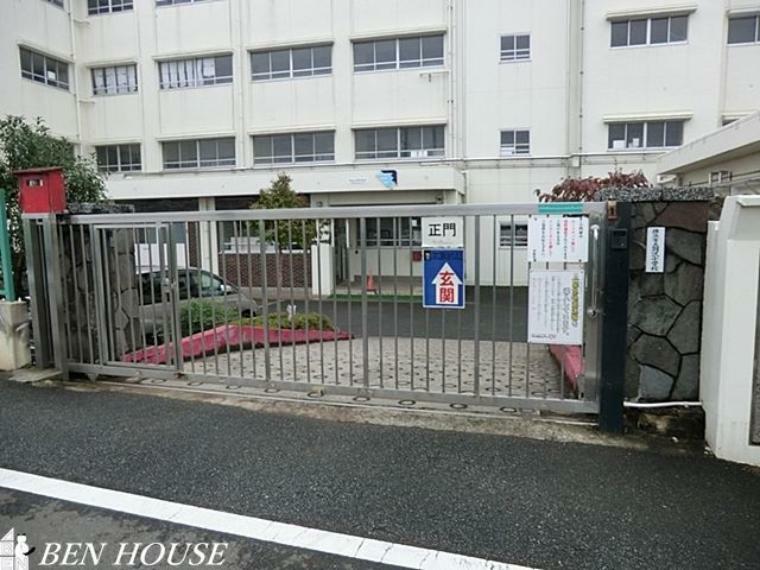 小学校 横浜市立羽沢小学校 徒歩5分。教育施設が近くに整った、子育て世帯も安心の住環境です。
