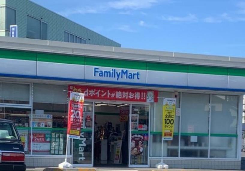 コンビニ 【コンビニエンスストア】ファミリーマート　八王子石川町店まで371m