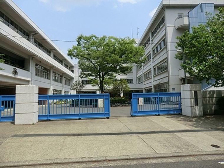 中学校 鎌倉市立手広中学校