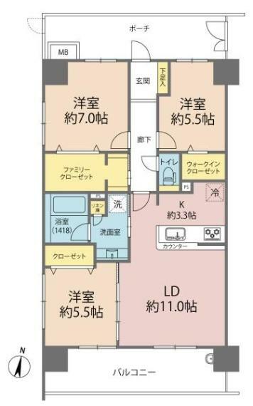 間取り図 8階部分角部屋、南向きにつき陽当たり良好！収納豊富なファミリークローゼット付き！玄関ポーチが広く設けられており、プライバシーを守る事ができます！