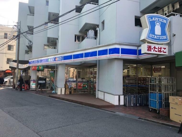 コンビニ ローソン寺田町駅前店