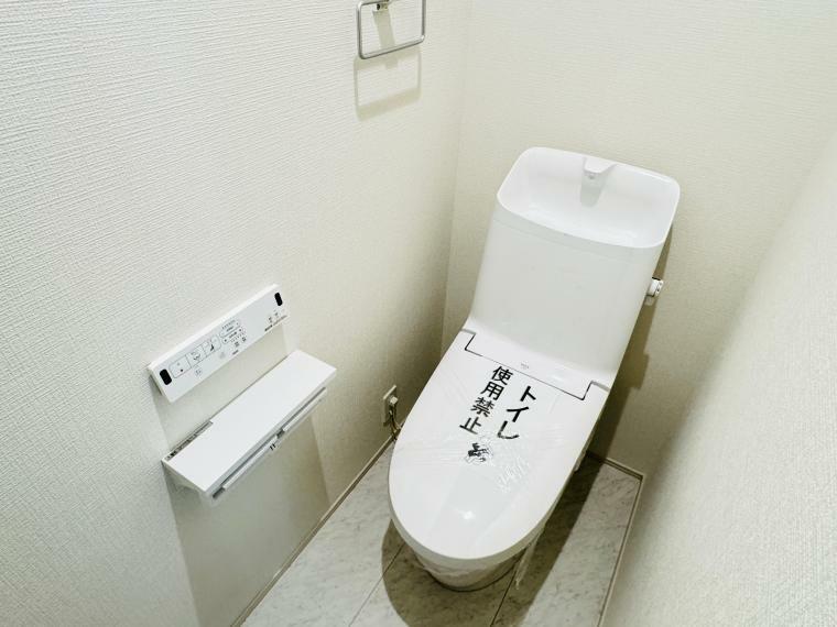 トイレ 温水洗浄暖房便座つきトイレ