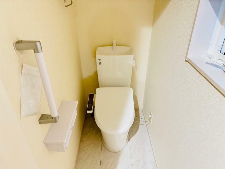 トイレ 温水洗浄暖房便座つきトイレ