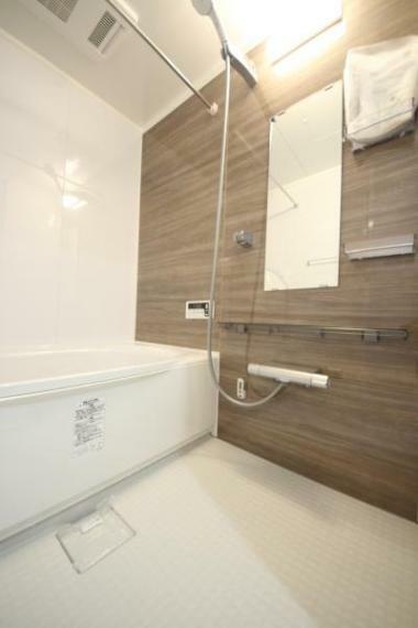 浴室 ■光熱費を節約できる省エネ給湯器＆オートバス付き