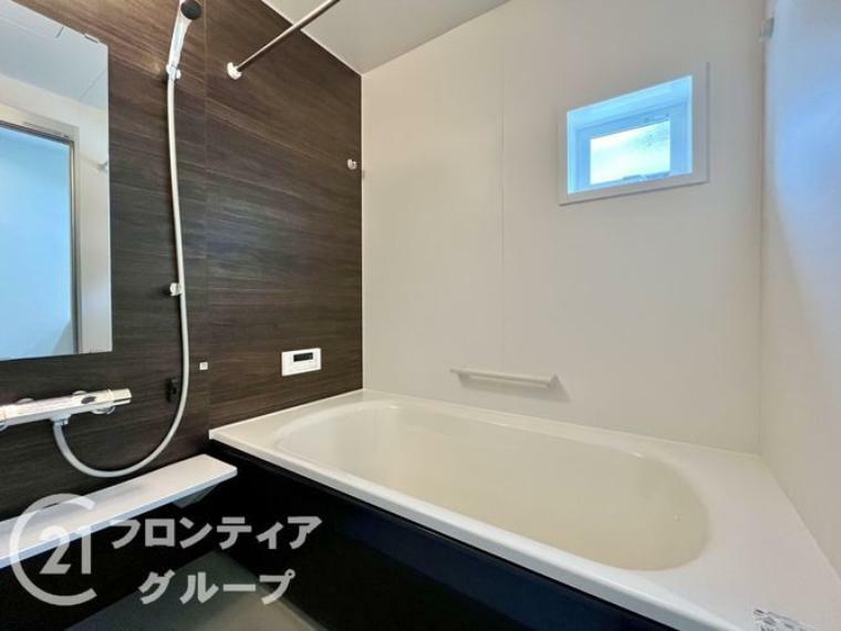 浴室暖房乾燥機付きバスルーム