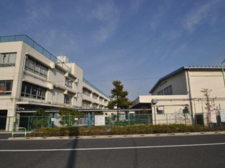 小学校 【小学校】世田谷区立喜多見小学校まで509m