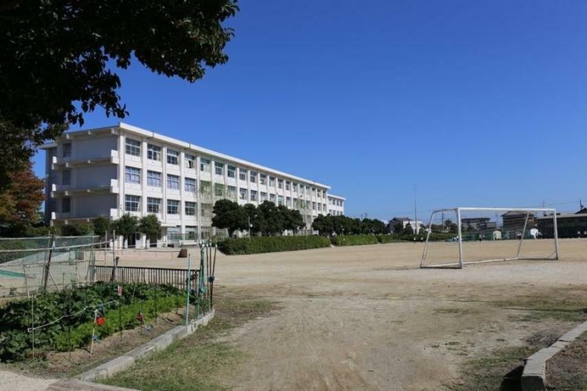 豊田市立前林中学校（約3,500m）