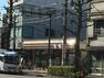 コンビニ セブンイレブン横浜浅間台店（24時間営業　ATM有　酒類販売有。子供からお年寄りまで気軽に立寄れる地元のコンビニです。）