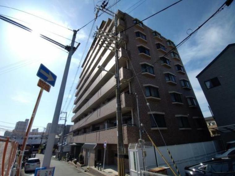 外観写真 阪神なんば線「千鳥橋」駅徒歩6分に立地のマンションです！