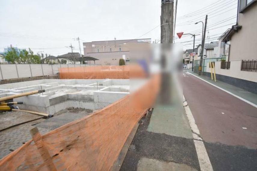 現況写真 周辺は住宅が建ち並ぶ閑静な住宅街です。