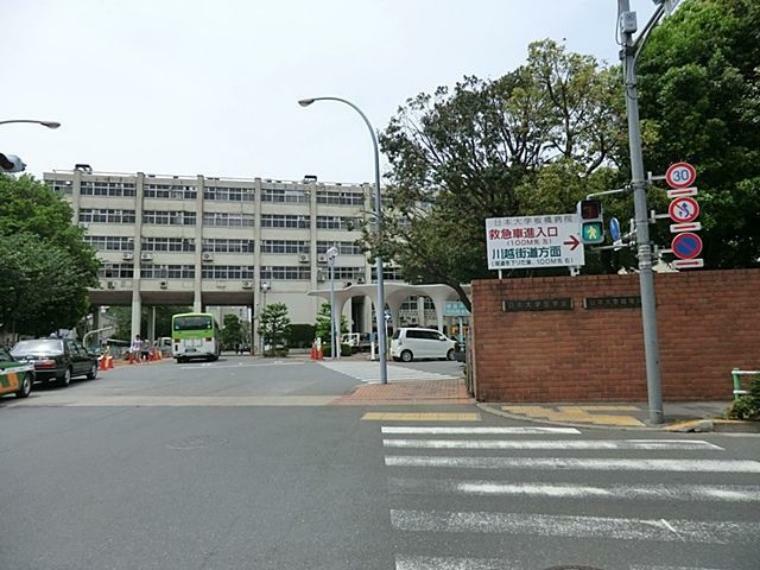 病院 日本大学医学部附属板橋病院 徒歩8分。