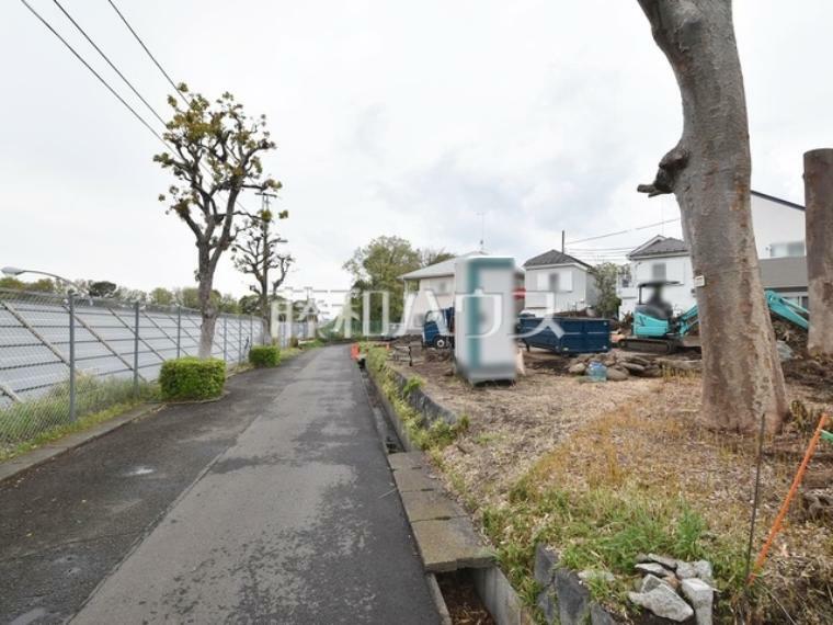 現況写真 接道状況および現場風景　【調布市深大寺南町4丁目】