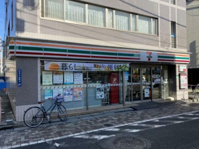 コンビニ 【コンビニエンスストア】セブン-イレブン 元代々木町店まで376m