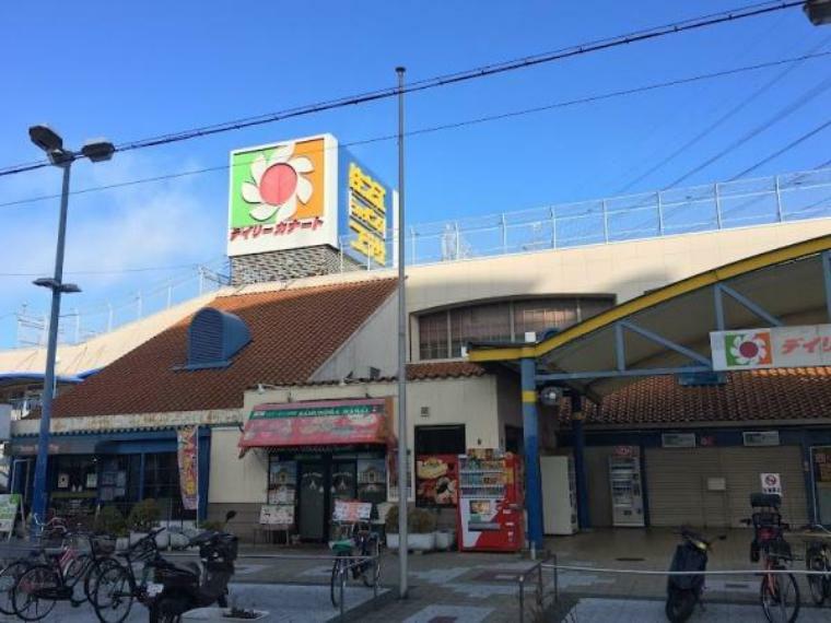 スーパー デイリーカナート住之江店