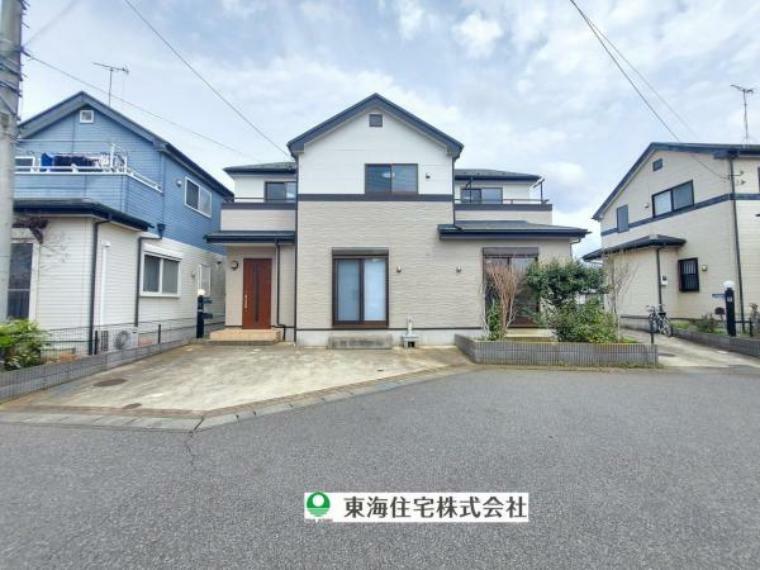 外観写真 閑静な住宅街の立地。交通量も少なく駐車も楽々