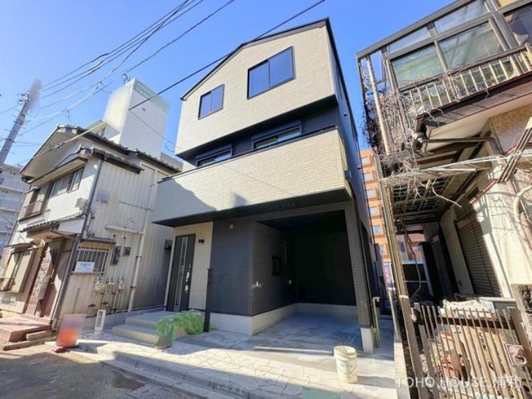 現況外観写真 【Appearance】蕨駅徒歩14分住宅性能評価取得済みの邸宅。