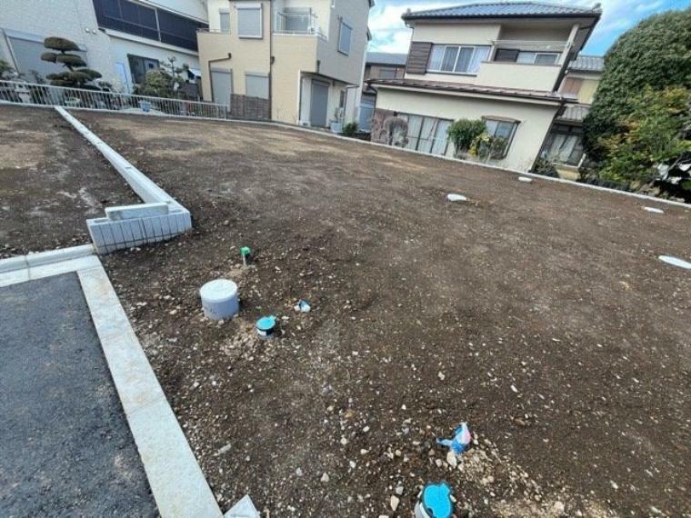 現況写真 販売されている全ての土地が、宅地用の土地であるとは限りません。都市計画法に基づき、基本的に住宅を建てることができるのは土地計画区であることに加え、市街化区域として定められている地域のみとなっています。