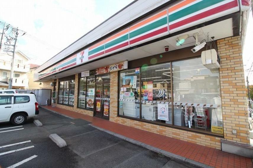 コンビニ セブンイレブン　横浜美しが丘5丁目店　距離約1400m