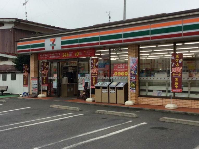 コンビニ 【コンビニエンスストア】セブンイレブン　熊谷新堀店まで907m