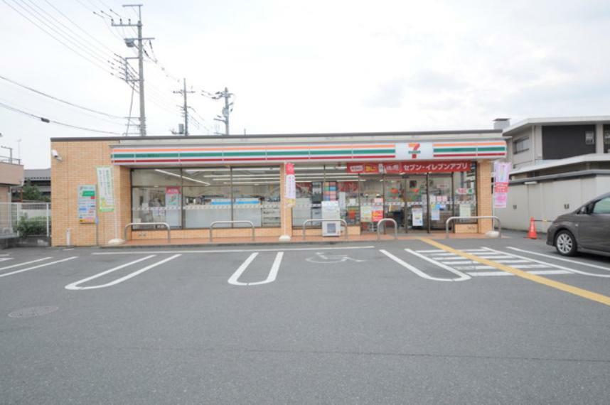 コンビニ セブンイレブン所沢上安松店