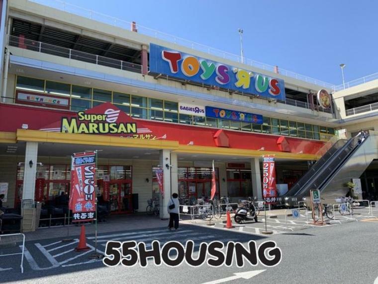 スーパー スーパーマルサン桶川店 徒歩10分。