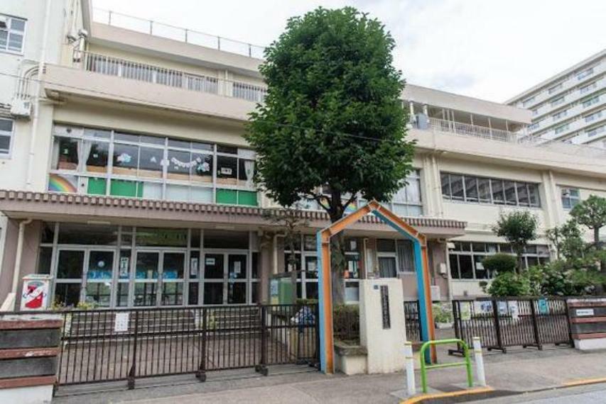 小学校 板橋区立新河岸小学校