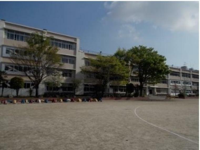 小学校 越谷市立南越谷小学校